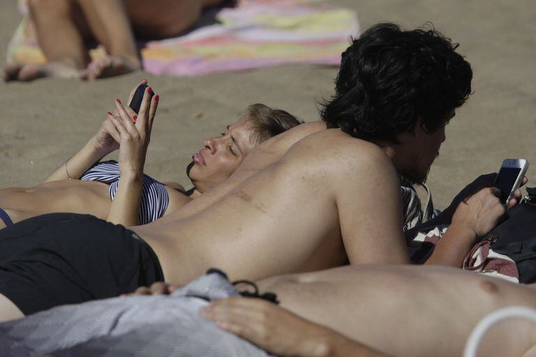 ¿Cuánto costará usar el celular en el exterior durante las vacaciones?