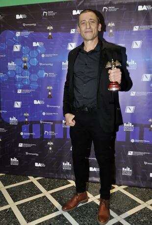 Diego Cremonesi ganó un Cóndor de Plata como mejor actor de reparto por Rojo