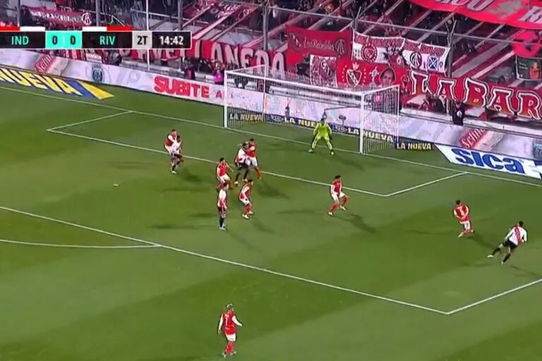 Independiente – River: las polémicas de la noche, con el presunto penal al colombiano Borja y el gol de la victoria de Suárez en el tiempo añadido
