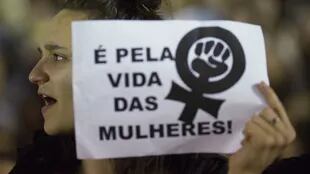 Los brasileños salieron a la calle a protestar por la violación masiva
