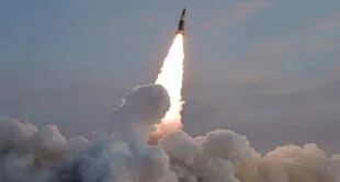 In less than a week, North Korea launched six ballistic missiles into the Sea of ​​Japan. 