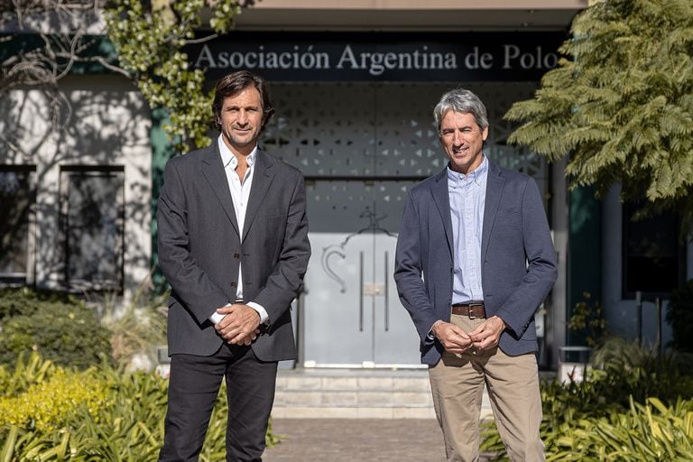 Eduardo Novillo Astrada (h.) y Delfín Uranga compartieron los últimos cuatro años de gestión en la AAP; Uranga pasó de vicepresidente a presidente, como "delfín" del ex campeón de Triple Corona.