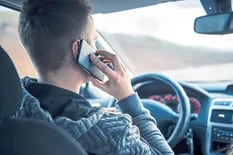Los peligros de usar el celular al manejar