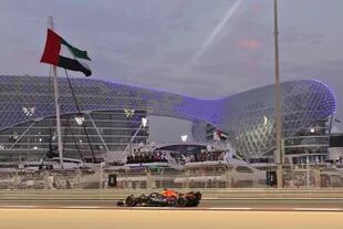 El piloto neerlandés de Red Bull, Max Verstappen, ganó el Gran Premio de Fórmula Uno de Abu Dhabi, último desafío del año