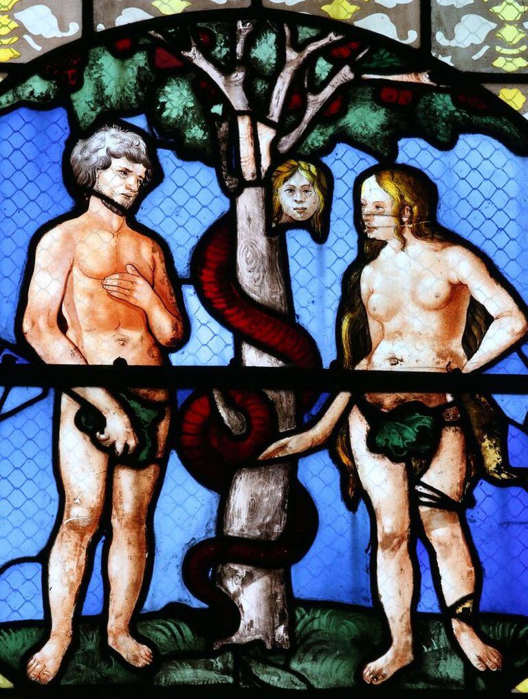Vitral de Adán, Eva y Lilith en el Jardín del Edén, Catedral de Auxerre, Francia.