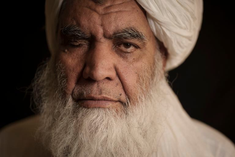 El mulá Nurudín Turabi, uno de los dirigentes del Talibán, en Kabul erl 22 de septiembre del 2021.  (Foto AP/Felipe Dana)