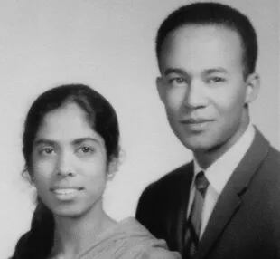 Los padres de Kamala Harris se conocieron en UC Berkeley, luchando por los derechos civiles.