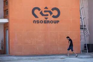 Una oficina de la compañía israelí NSO Group, cerca de Sapir, Israel, el 24 de agosto del 2021.  (Foto AP/Sebastian Scheiner)