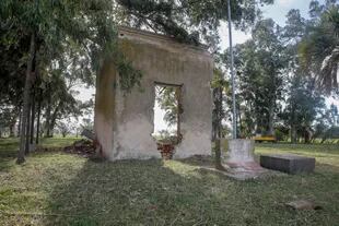 Los restos de la casa de Timote donde fue encontrado el cuerpo de Pedro Eugenio Aramburu