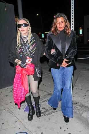 Madonna y y una amiga, luego de ver el show del comediante Dave Chappelle en West Hollywood
