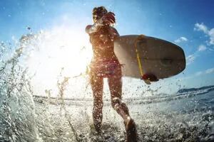 Las 5 playas de América Latina con olas perfectas para surfear