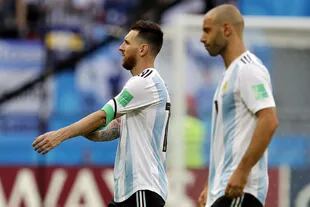 Lionel Messi y Javier Mascherano, luego de la eliminación argentina del mundial de Rusia 2018