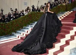 Así de largo era el vestido by Givenchy de Kendall Jenner