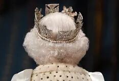 Cuál será el futuro de la corona británica después de Isabel II, la monarca más famosa del planeta