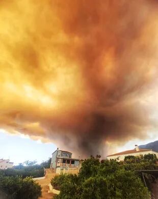 El incendio en sierra de Mijas desde la casa de Cecilia Digregorio