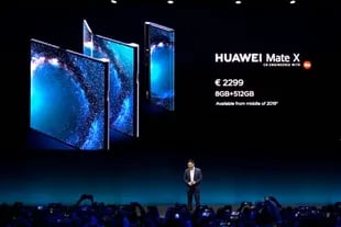 Las características del smartphone plegable Huawei Mate X