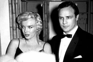 Marlon Brando y Marilyn Monroe