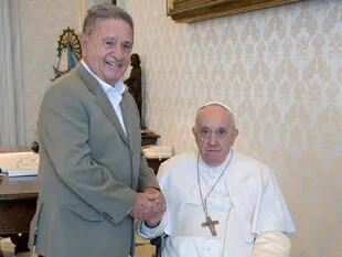 Eduardo Duhalde y el papa Francisco