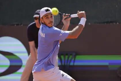 Francisco Cerúndolo jugó su primer partido por la Copa Davis en el país