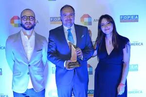 Periodistas de LA NACION, distinguidos en los premios Fopea