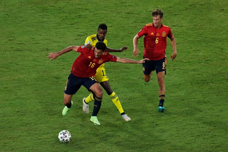 España recibirá a Suecia y el ganador se asegurará un cupo en el Mundial Qatar 2022; el perdedor desembocará en un repechaje.