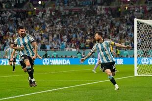 Argentina vs Australia, por los octavos de final de la copa del mundo Qatar 2022, en el Ahmad Bin Ali Stadium Gol de Lionel Messi 