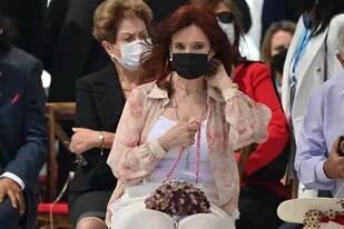 Cristina Kirchner, delante de Dilma Rousseff, entre los exmandatarios que asistieron a la jura