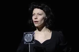 Elena Roger es lo mejor de Piaf, otro fenómeno de la cartelera porteña