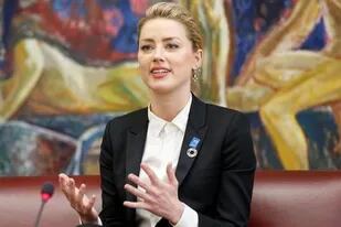 El lapidario comentario de Amber Heard contra los fanáticos de Johnny Depp