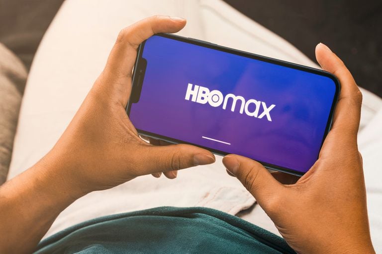 HBO Max has the function of downloading content on phones and tablets with Android and iOS