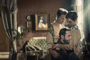 El drama de historia, sexo y amor que retrata a la realeza rusa y es un éxito en Netflix