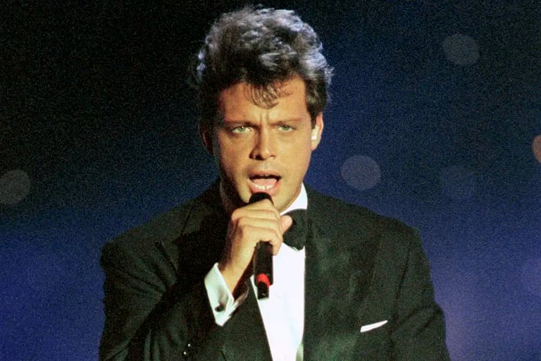 Luis Miguel, el exitoso cantante cuya infancia no fue para nada fácil