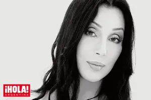 Cher: descubrimos un detalle llamativo en la campaña de make up que protagonizó
