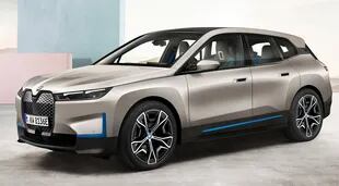 BMW iX. La nueva línea eléctrica de BMW se vende ya en Brasil, pero no llegó todavía a la Argentina
