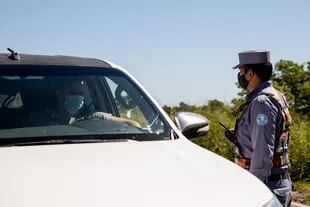 La policía formoseña le niega el ingreso a un vehículo que va desde Chaco