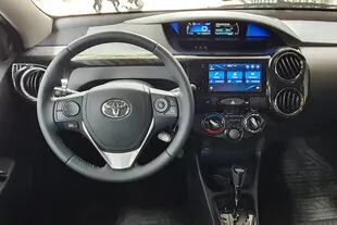 Tecnología. El Toyota Etios estrena una nueva interfaz en la central multimedia