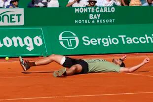 La emoción de Stefanos Tsitsipas al conquistar, por segunda vez, el Masters 1000 de Montecarlo. 