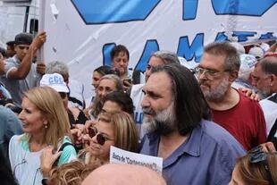 El sindicalista Roberto Baradel en la marcha contra la Corte