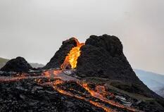 Islandia: la increíble erupción del volcán registrada desde un drone