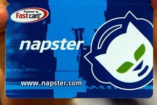 Una antigua tarjeta de venta de contenidos de Napster de 2003. El servicio se reconvirtió en una plataforma de streaming y ahora tiene una participación de Telefónica