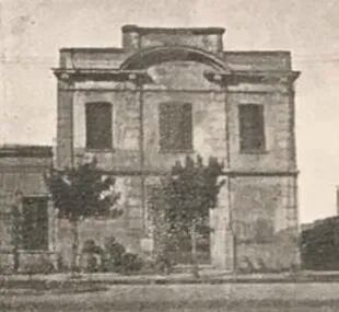 La fachada de la fábrica de fideos en sus inicios