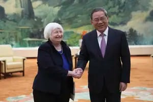 Janet Yellen, de visita en Pekín, busca estabilizar la relación bilateral entre Washington  y China