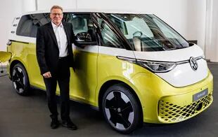 Josef Baumert, miembro del Consejo de Administración de Producción y Logística de Volkswagen Commercial Vehicles, confirmó que Volkswagen tiene grandes expectativas de ventas con el nuevo modelo