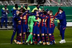 Supercopa de España. Barcelona alcanzó la final, sin Messi y por penales