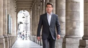 Tom Cruise quiere lucir un traje parecido al de 007