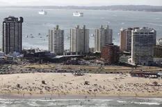 Vacaciones low cost: ¿qué alimentos se pueden ingresar a Uruguay?