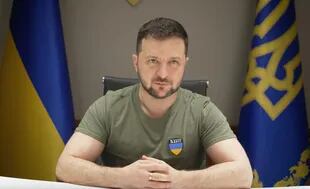 The president of Ukraine, Volodimir Zelensky, has given his "full support" to the interest expressed by Finland in joining NATO, in a telephone conversation with the Finnish Head of State, Sauli Niinisto