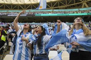 Argentina se enfrenta a Arabia Saudita en el estadio Lusail de la ciudad de Doha