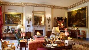 El interior de Clarence House, la residencia que podría quedar para los hijos de William y Kate Middleton, aunque tenga una decoración obsoleta para las nuevas generaciones de la realeza, por ser un lugar realcionado con la Reina Madre