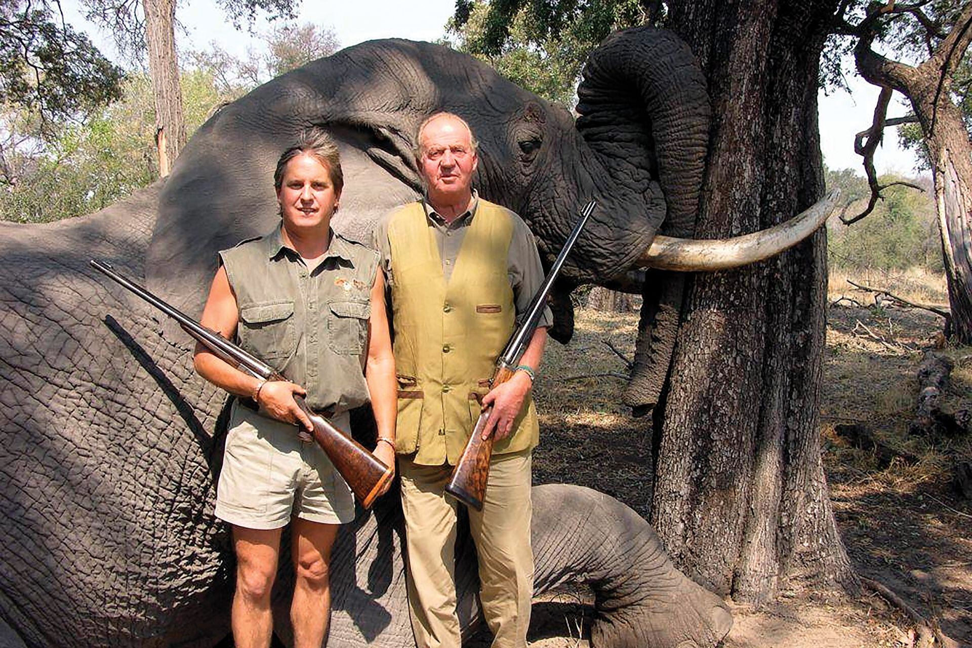 El periplo de caza a Botsuana, en 2012, aceleró el deterioro de la imagen pública de Juan Carlos